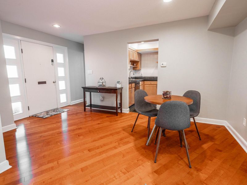 1495 Lafayette Drive, Unit 1495, Columbus, OH 43220 Photo 4