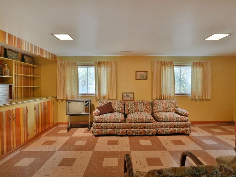 1108 Marland Drive N, Columbus, OH 43224 Photo 25