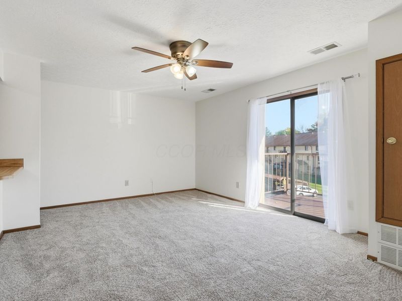 3967 Karl Road, Unit 321, Columbus, OH 43224 Photo 10