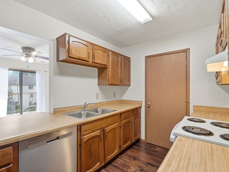 3967 Karl Road, Unit 321, Columbus, OH 43224 Photo 15