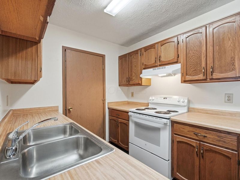 3967 Karl Road, Unit 321, Columbus, OH 43224 Photo 17