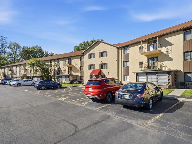 3967 Karl Road, Unit 321, Columbus, OH 43224 Photo 4