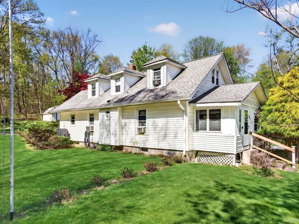 721 Goshen Turnpike , Circleville, NY 10919
