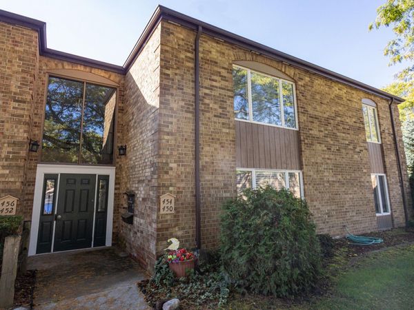 454 Barkwood Court NW, Grand Rapids, MI 49534