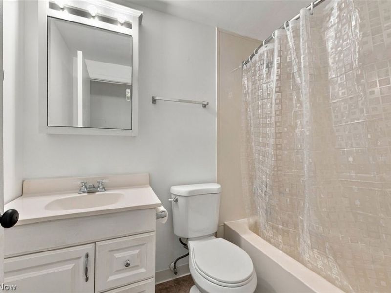 23831 David Drive, Unit 108, North Olmsted, OH 44070 Photo 14