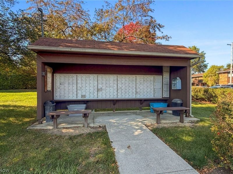 23831 David Drive, Unit 108, North Olmsted, OH 44070 Photo 27