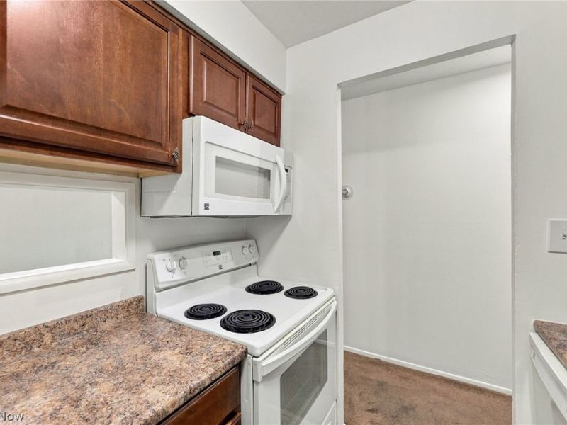23831 David Drive, Unit 108, North Olmsted, OH 44070 Photo 9
