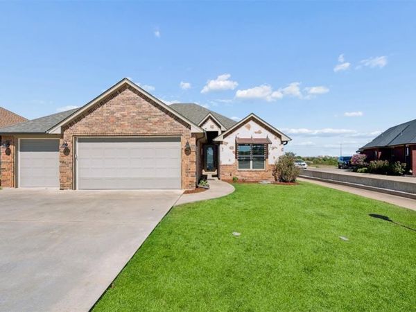 2186 SW 56th Street, Lawton, OK 73505