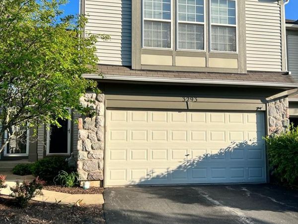 3293 Cremin Lane , Aurora, IL 60502