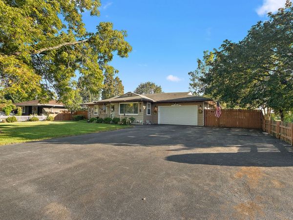 901 E 1st Street , Lockport, IL 60441