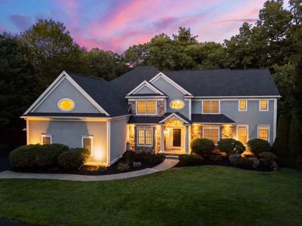 7 Turtle Creek Circle, Shrewsbury, MA 01545