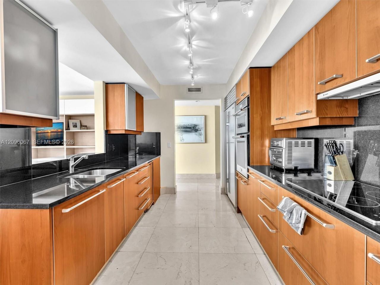 1331 Brickell Bay Dr , Unit 901, Miami, FL 33131 Photo