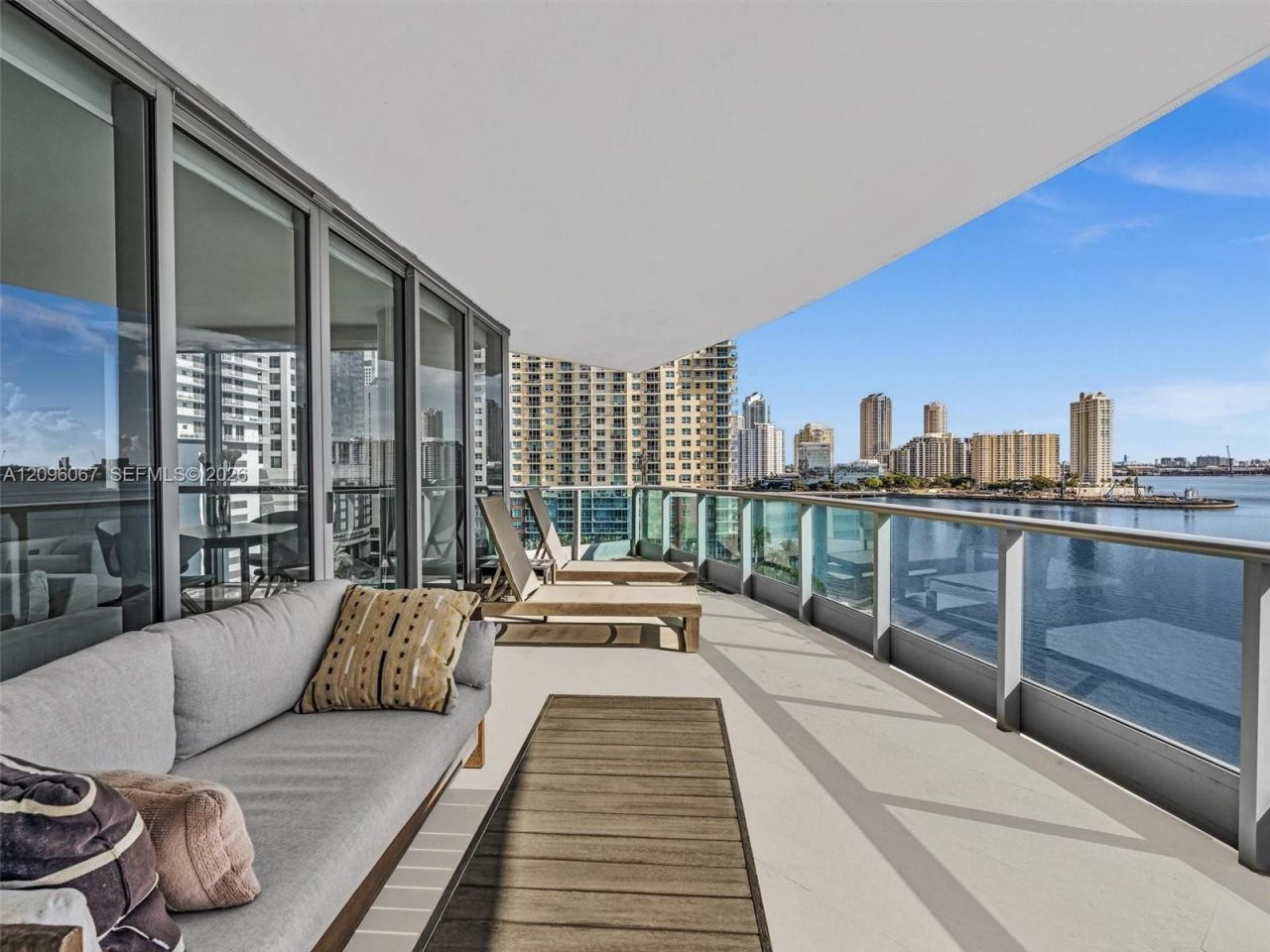 1331 Brickell Bay Dr , Unit 901, Miami, FL 33131 Photo