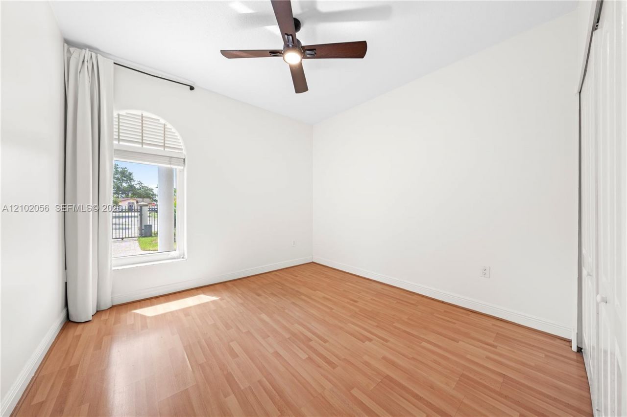 14341 SW 22nd St , Miami, FL 33175 Photo