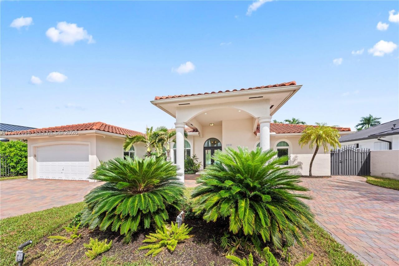 14341 SW 22nd St , Miami, FL 33175 Photo