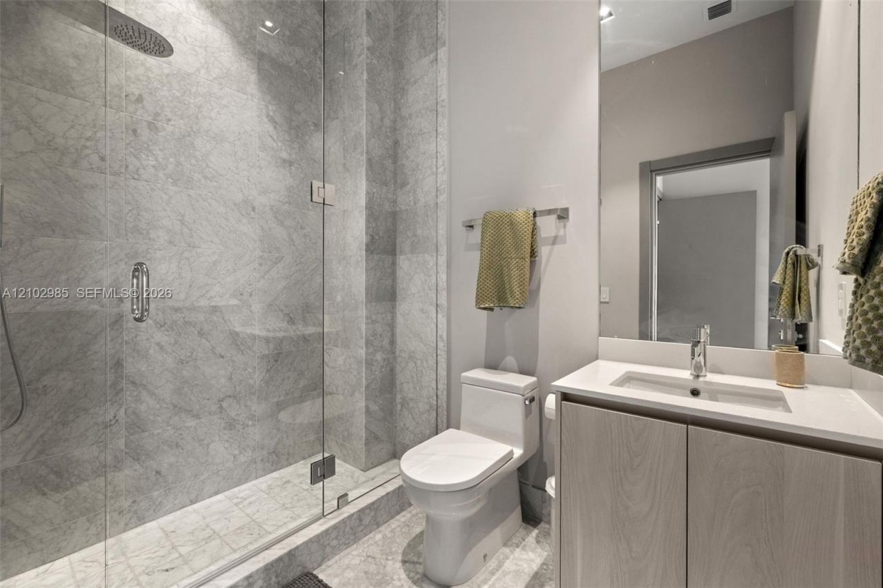 480 NE 31st St , Unit PH5002, Miami, FL 33137 Photo