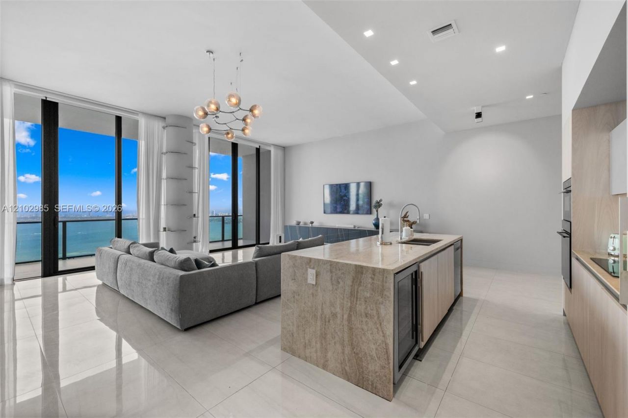 480 NE 31st St , Unit PH5002, Miami, FL 33137 Photo