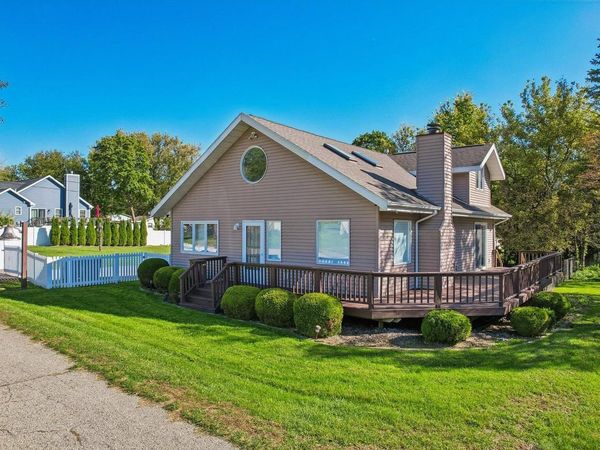 N3070 Tamarack ROAD, Lake Geneva, WI 53147