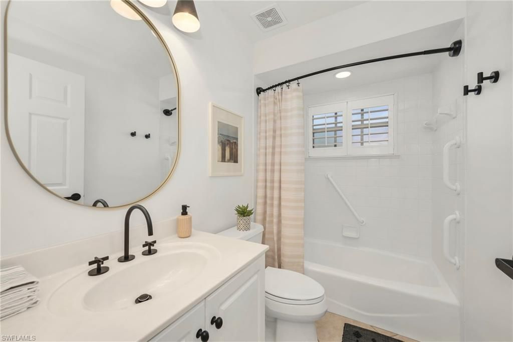 205 Via Perignon , Unit 2-3, Naples, FL 34119 Photo