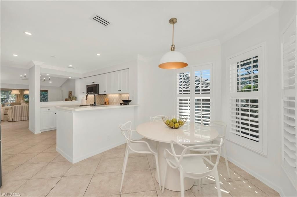 205 Via Perignon , Unit 2-3, Naples, FL 34119 Photo