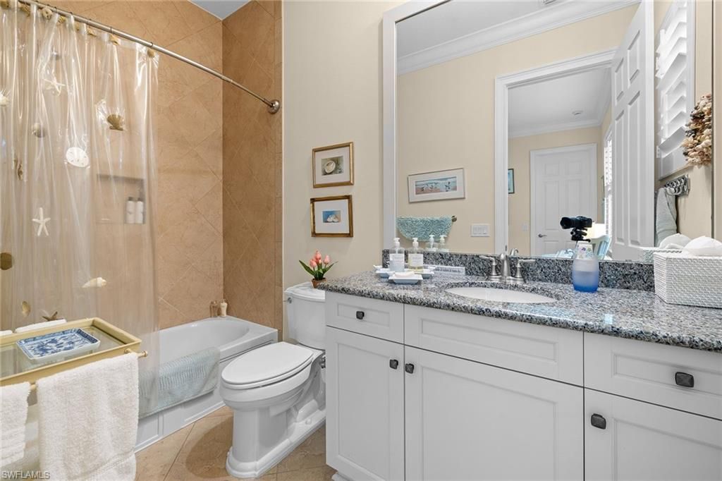 12388 Wisteria Dr, Naples, FL 34120 Photo