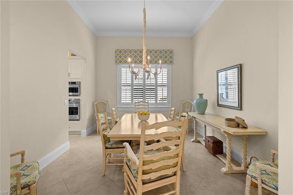 12388 Wisteria Dr, Naples, FL 34120 Photo