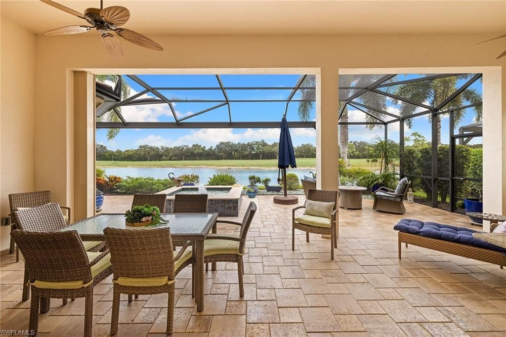 12388 Wisteria Dr, Naples, FL 34120 Photo