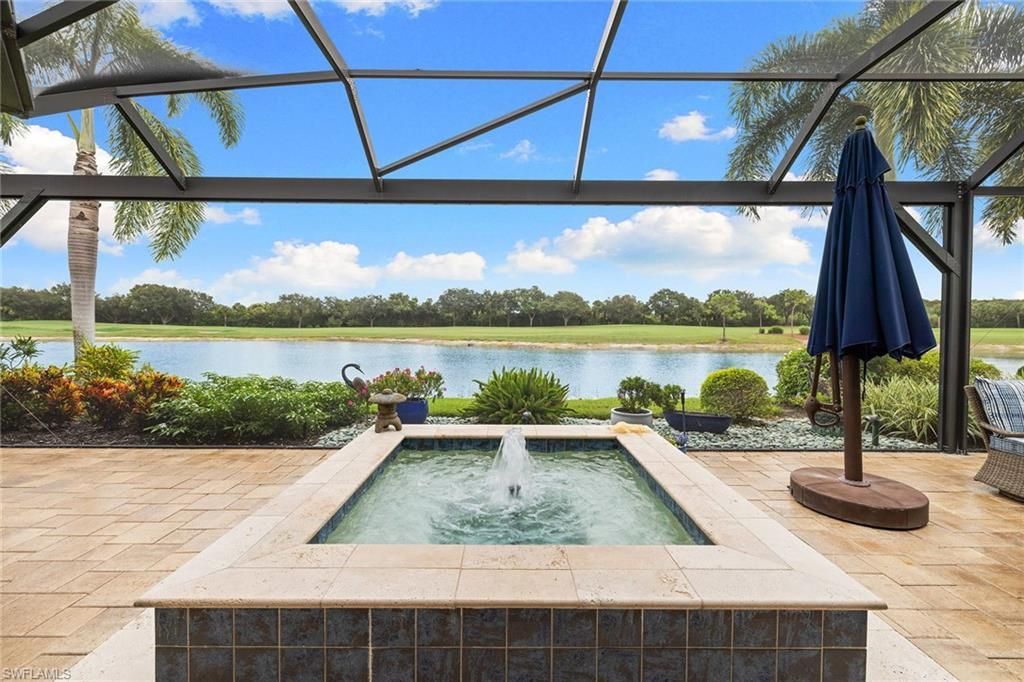 12388 Wisteria Dr, Naples, FL 34120 Photo