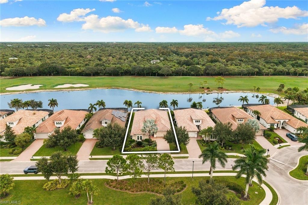 12388 Wisteria Dr, Naples, FL 34120 Photo