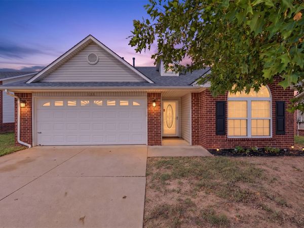 133 W Fairlane Drive , Sapulpa, OK 74066