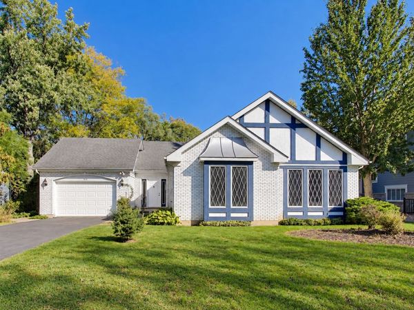 911 Glenwood Lane , Glenview, IL 60025