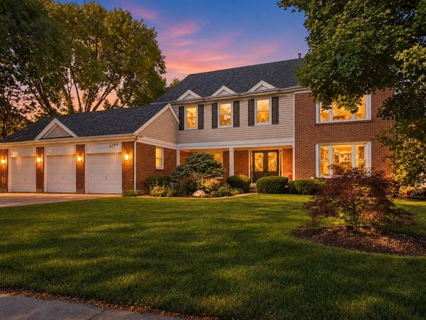 2794 Whispering Oaks Drive, Buffalo Grove, IL 60089