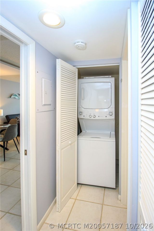 4680 NE Sandpebble Trace , Unit 302, Stuart, FL 34996 Photo