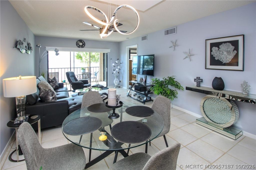 4680 NE Sandpebble Trace , Unit 302, Stuart, FL 34996 Photo