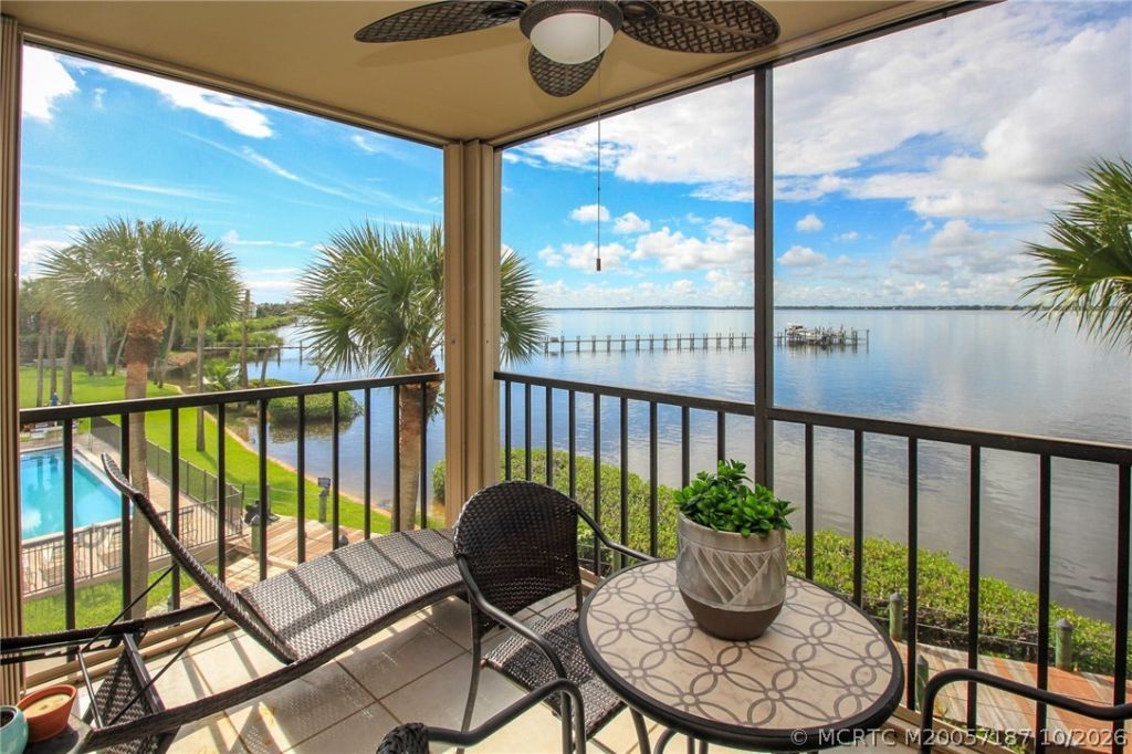 4680 NE Sandpebble Trace , Unit 302, Stuart, FL 34996 Photo