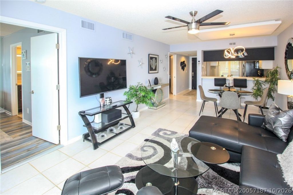 4680 NE Sandpebble Trace , Unit 302, Stuart, FL 34996 Photo