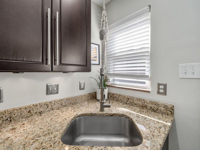 1805 Northwest Boulevard, Columbus, OH 43212 Photo 14