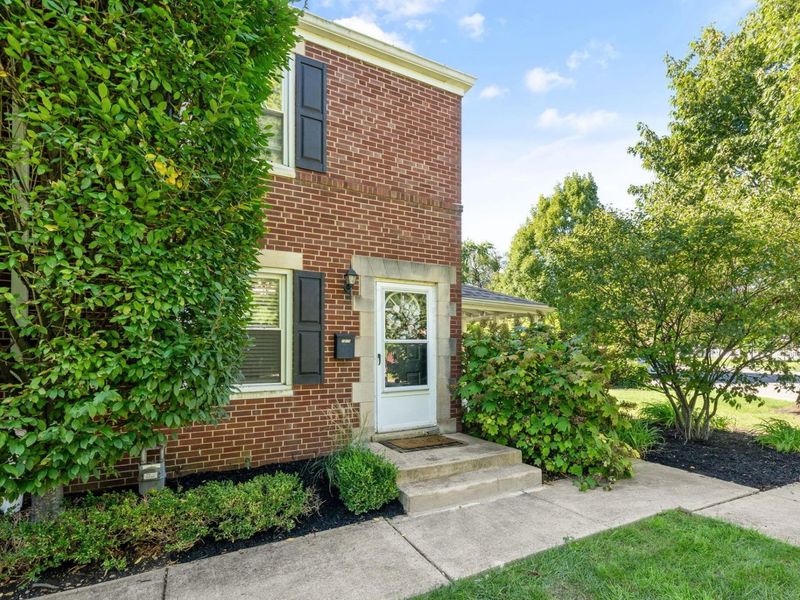 1805 Northwest Boulevard, Columbus, OH 43212 Photo 2