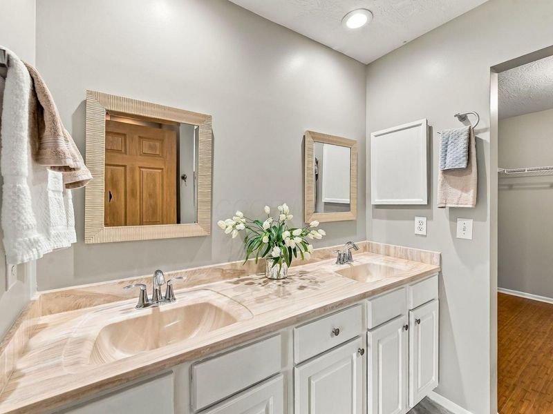 2045 Dry Creek Place , Grove City, OH 43123 Photo 15