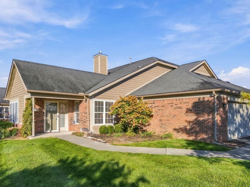 2045 Dry Creek Place , Grove City, OH 43123 Photo 2