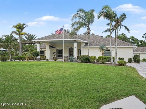 7119 Hacienda Drive , Grant, FL 32949