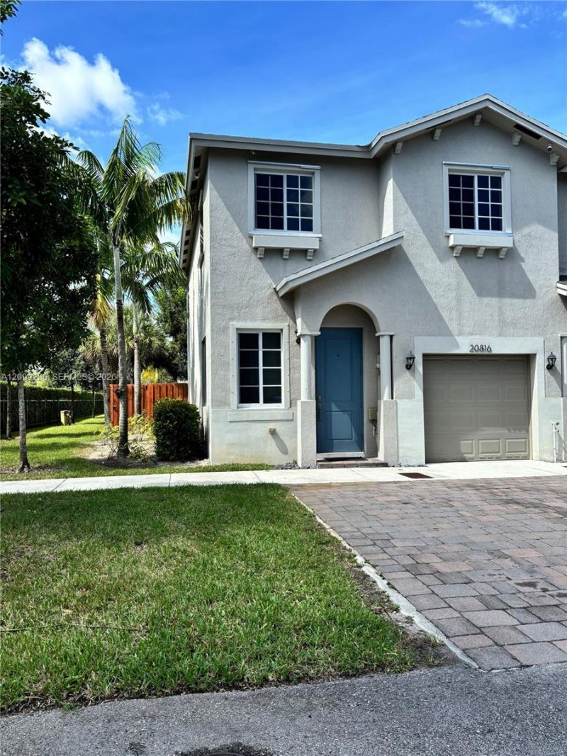 20816 NW 13th Ct, Miami Gardens, FL 33169 Photo
