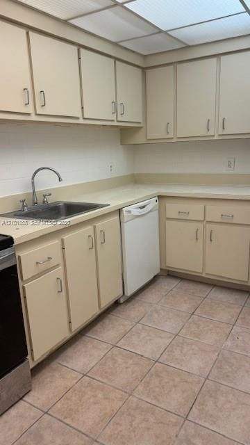 4222 Inverrary Blvd , Unit 4813, Lauderhill, FL 33319 Photo