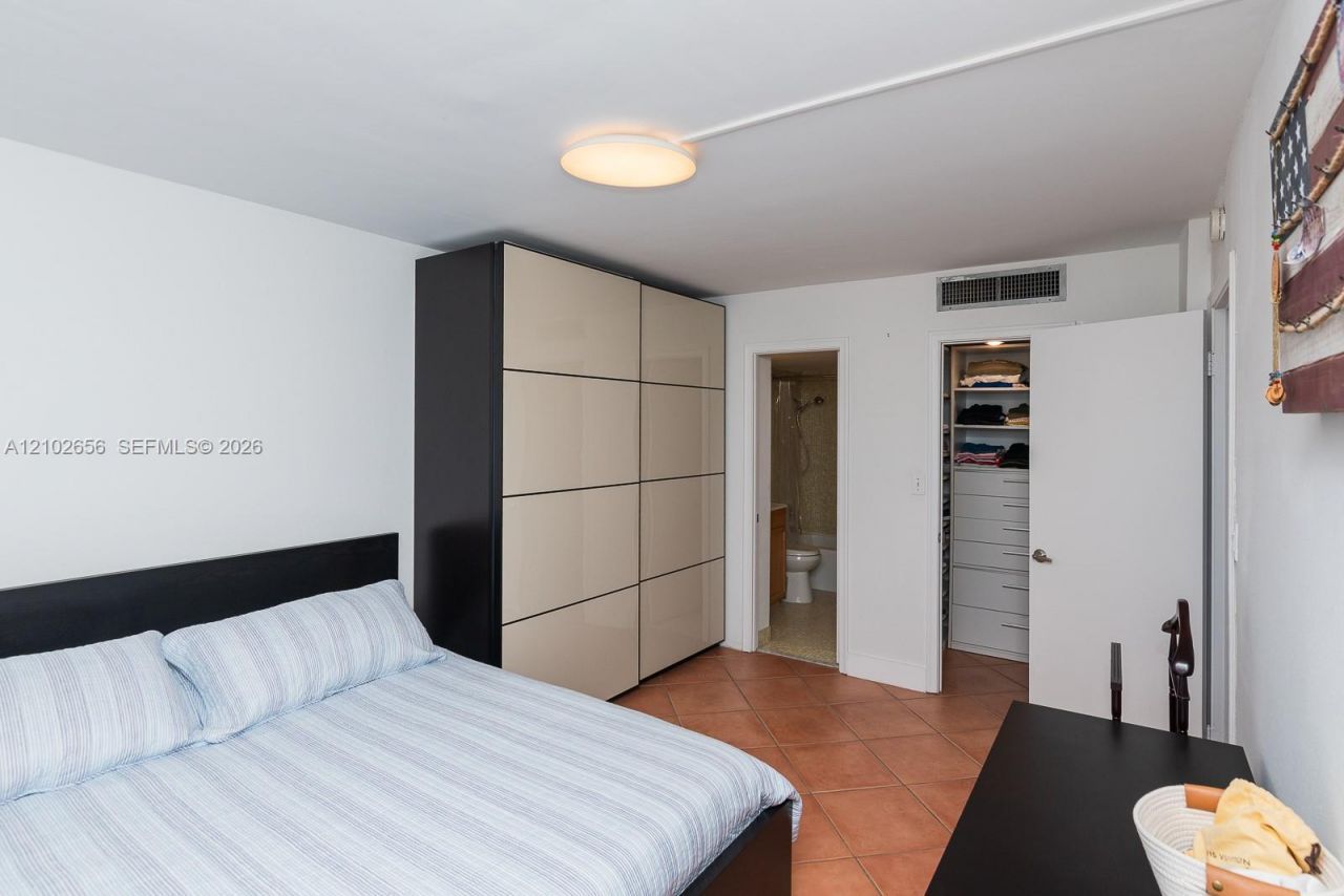 1020 Meridian Ave , Unit 314, Miami Beach, FL 33139 Photo