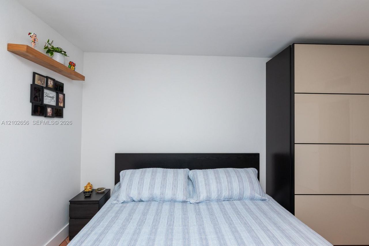 1020 Meridian Ave , Unit 314, Miami Beach, FL 33139 Photo