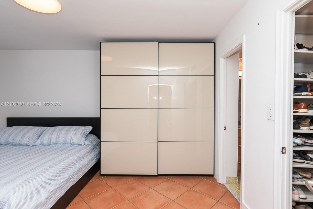 1020 Meridian Ave , Unit 314, Miami Beach, FL 33139 Photo