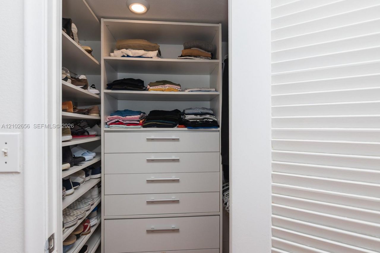 1020 Meridian Ave , Unit 314, Miami Beach, FL 33139 Photo