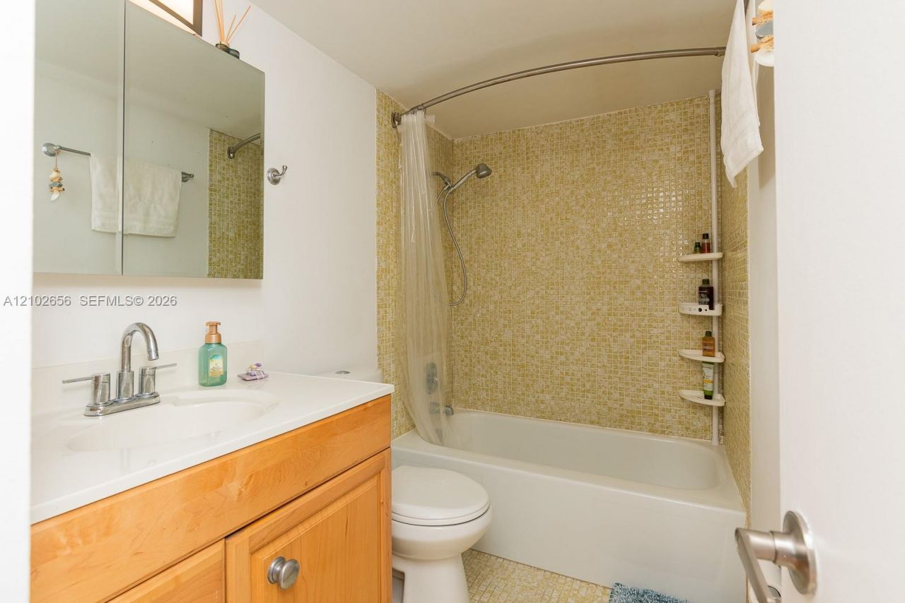 1020 Meridian Ave , Unit 314, Miami Beach, FL 33139 Photo