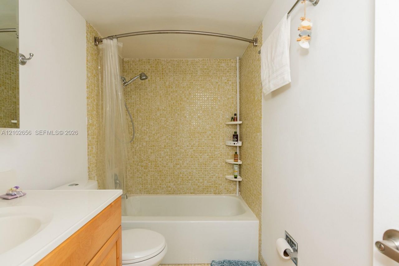 1020 Meridian Ave , Unit 314, Miami Beach, FL 33139 Photo