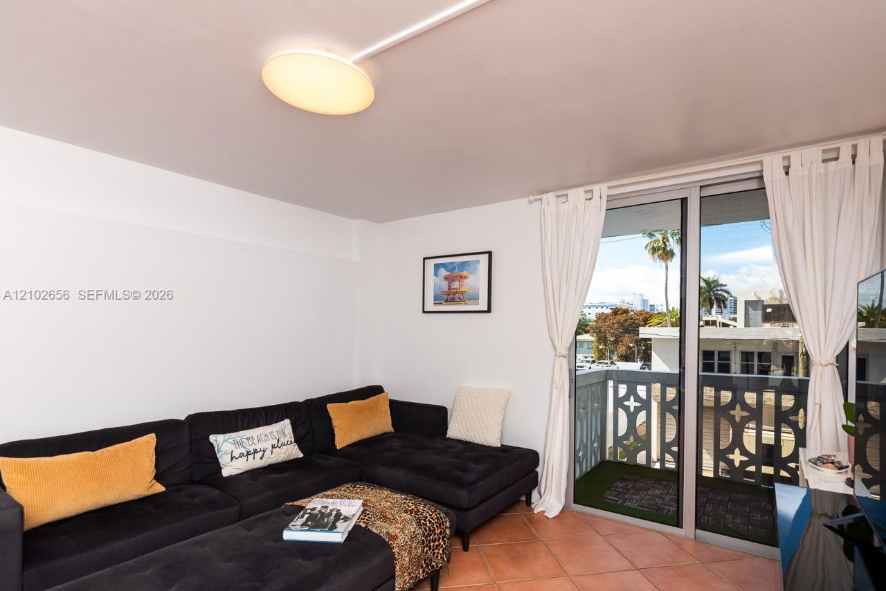 1020 Meridian Ave , Unit 314, Miami Beach, FL 33139 Photo